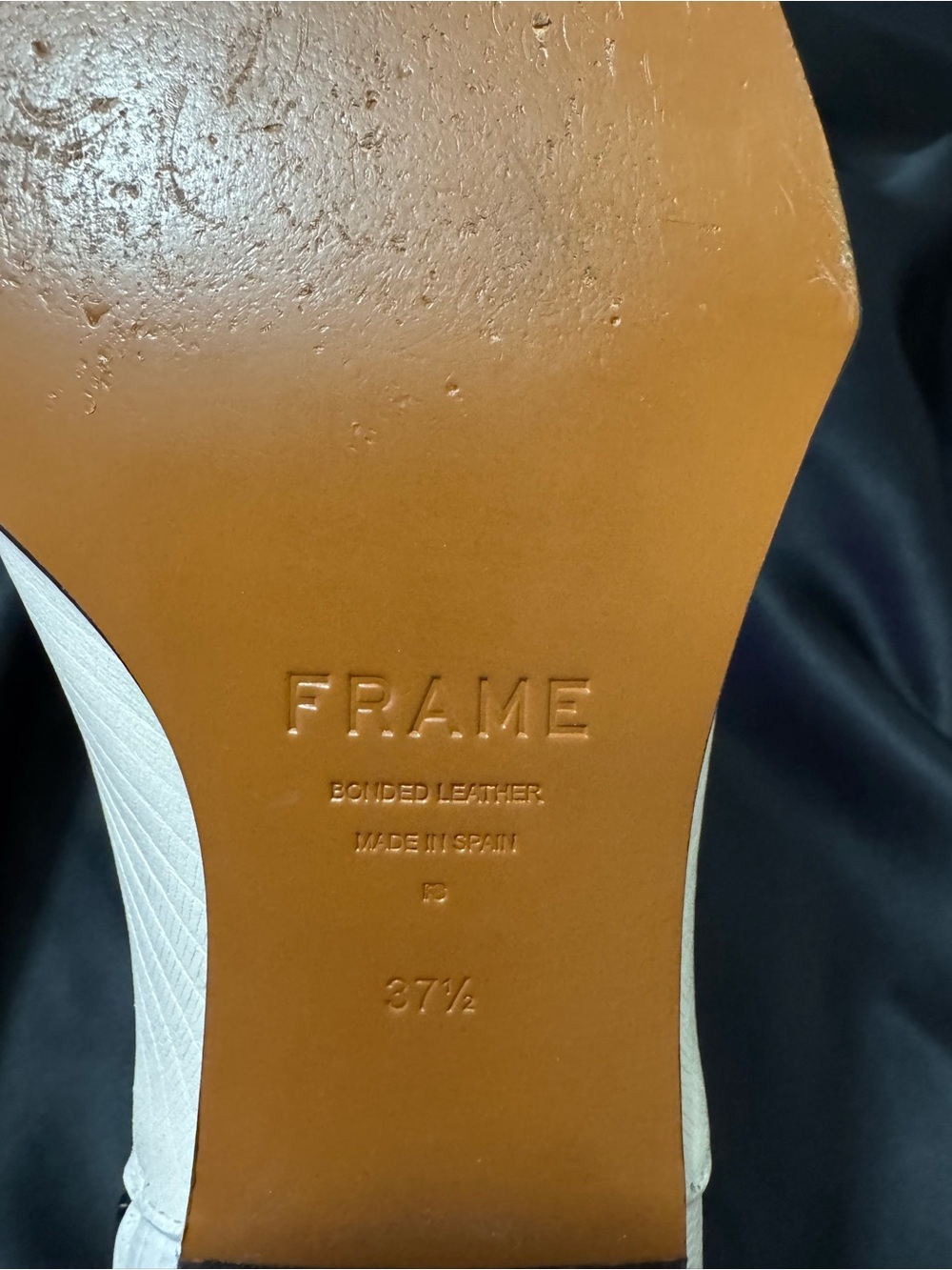 Frame le Maddox ankle cream boots euro 37.5 or 7 reg $498 - Picture 9 of 12